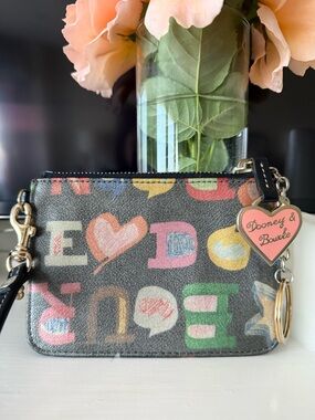 Dooney & Bourke VINTAGE Y2K rainbow, zipper scribble  wristlet pouch w/ key ring